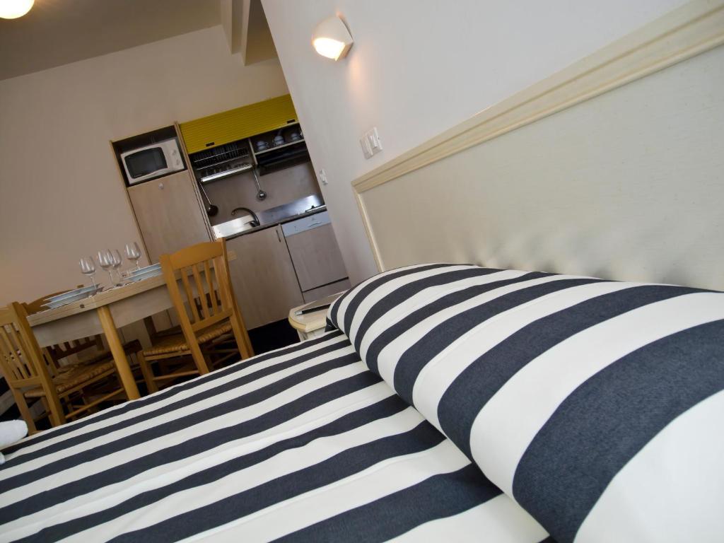 Residence Divina Rimini Zimmer foto